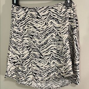 Zara Black and White Zebra Print Mini Skirt